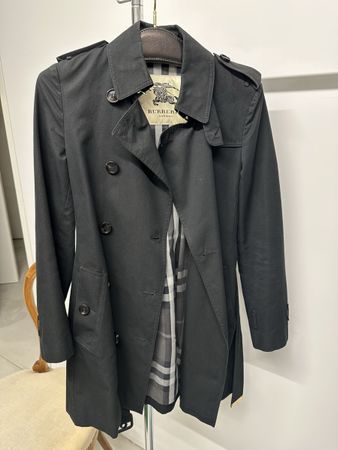 Original Burberry Trenchcoat, Gr. 34, Schwarz, Top!