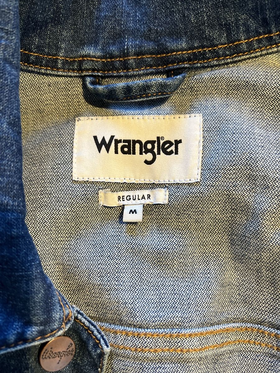 Jacken: Wrangler Jackett Herren Gr. M – Gebraucht aus Niederwangen BE von KFI 2