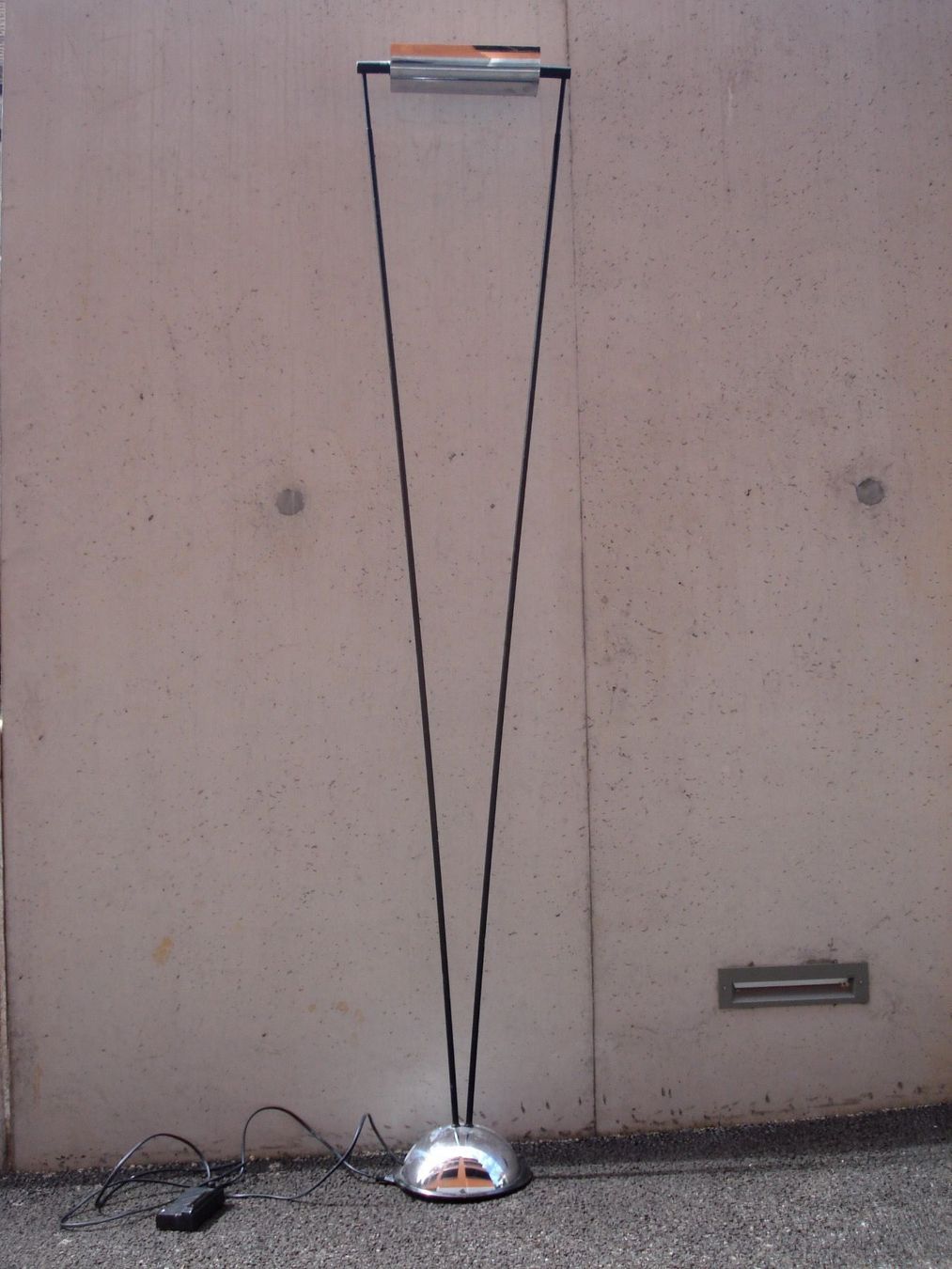 Lampade: Designer Stehlampe Italien – Usato da Basel venduto da art.basel