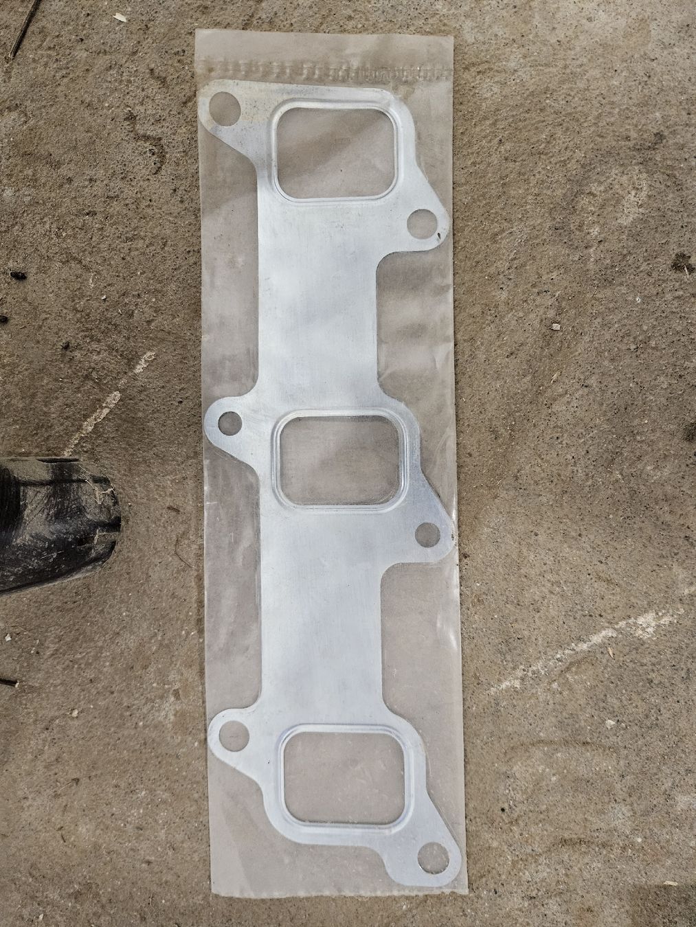 Ford Sistemi di scarico: Auspuff Ford 4000 – Usato da Galgenen venduto da manuelk96 1