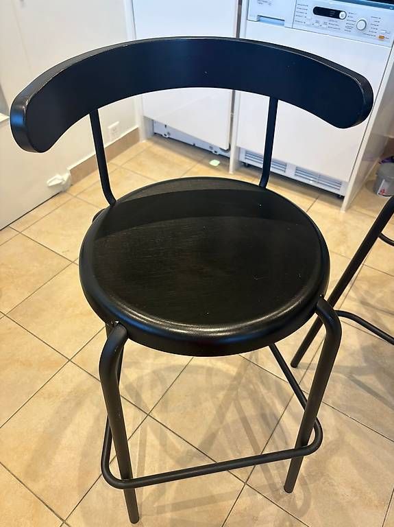 Sgabelli: IKEA Bar Stools  – Usato da Genève venduto da dcl_7j5w