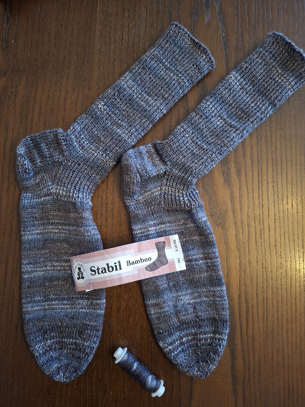 Calze: chaussettes tricotées no 44-45 – Nuovo e nell'imballaggio originale da Cournillens venduto da masoeur 1
