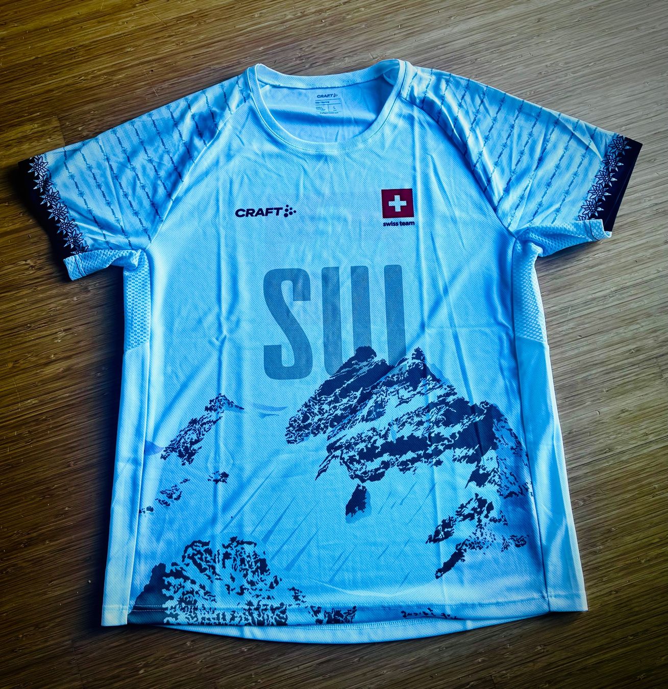 Craft T-shirt: T-Shirt Swiss Curling – Nuovo e nell'imballaggio originale da Muttenz venduto da StevieL