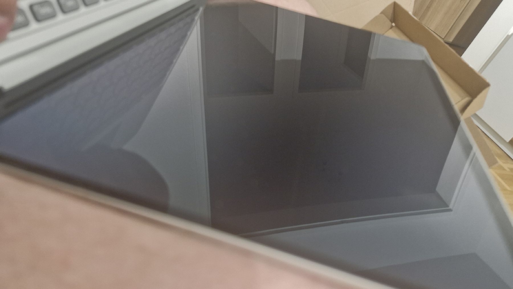 Microsoft Portables: Ordinateur Laptop Microsoft Surface 13" Défectueux !! – Défectueux à Gland par dam_2s6q 3