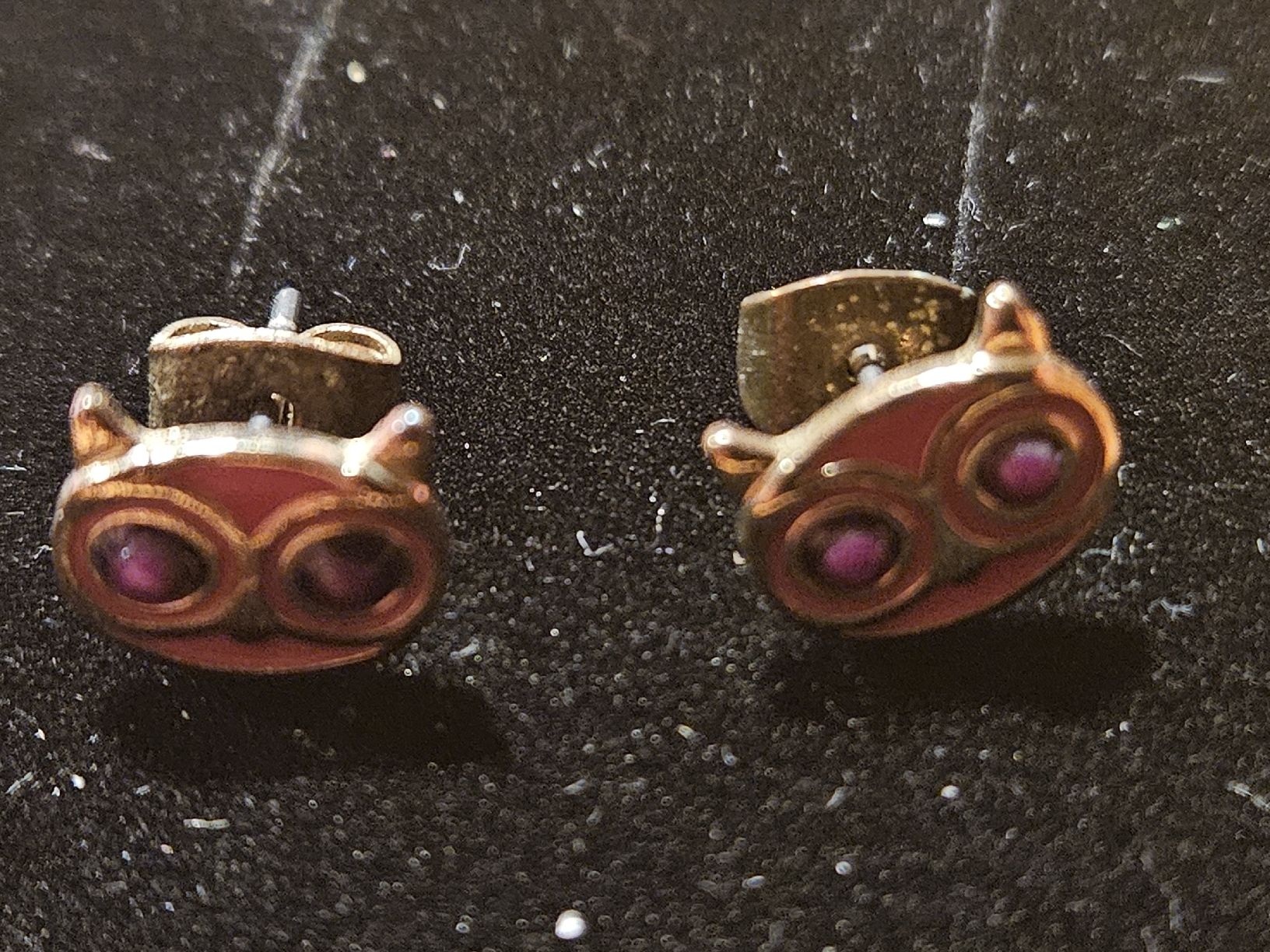 Ohrringe & -stecker: Ohrstecker Eulen oder Katzen Motiv rosa lila – Gebraucht aus Wettingen von Sk8ertomda 1