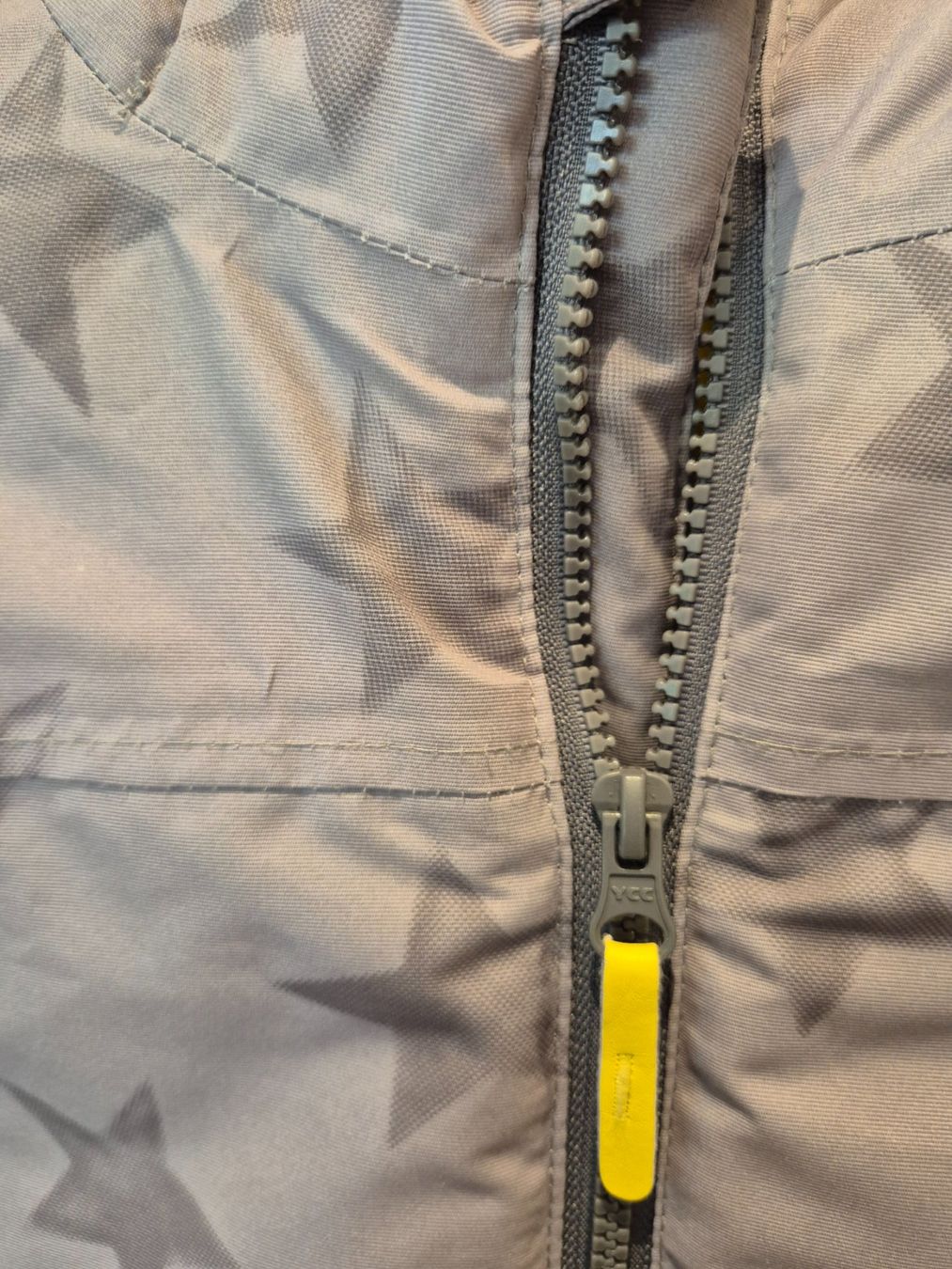 Giacche & Cappotti: Winterjacke grau mit Sternen, Gr. 116 – Usato da Dietikon venduto da grafad 5