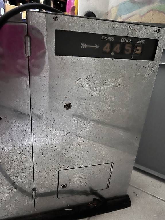 Caisses enregistreuses: Caisse enregistreuse au plus offrant  – D'occasion à Yverdon-les-Bains par car_xd5s 1