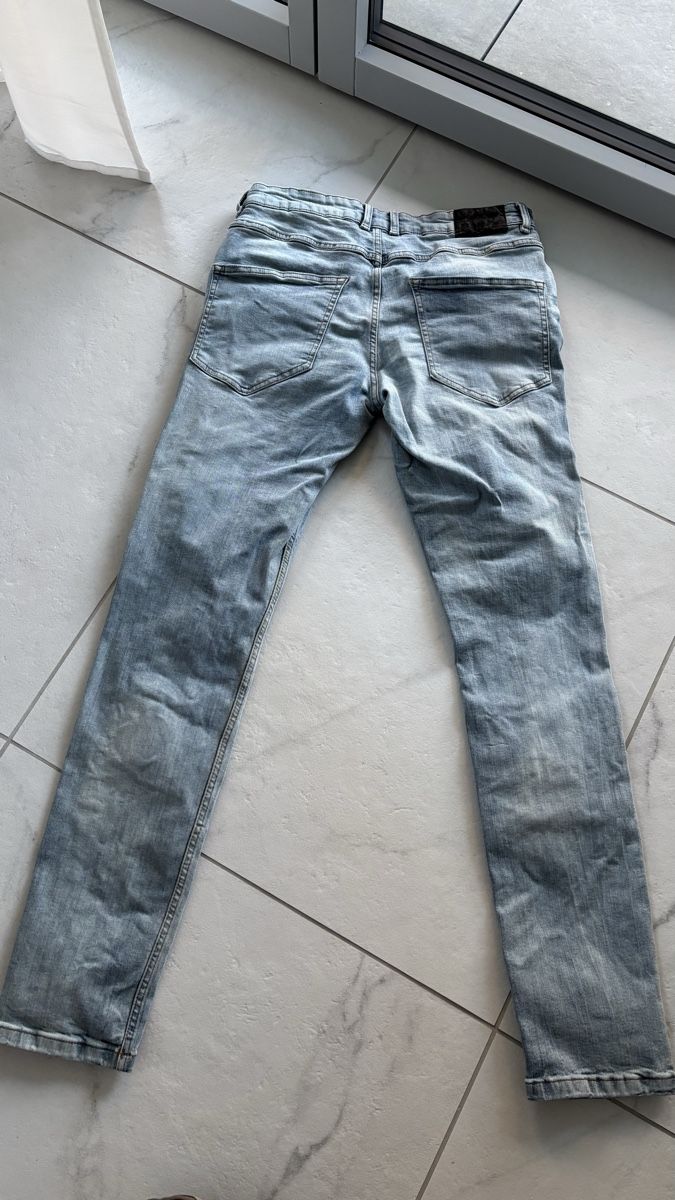 Jeans: REBEL Jeans W32/L34 – Usato da Seengen venduto da sa_land 1