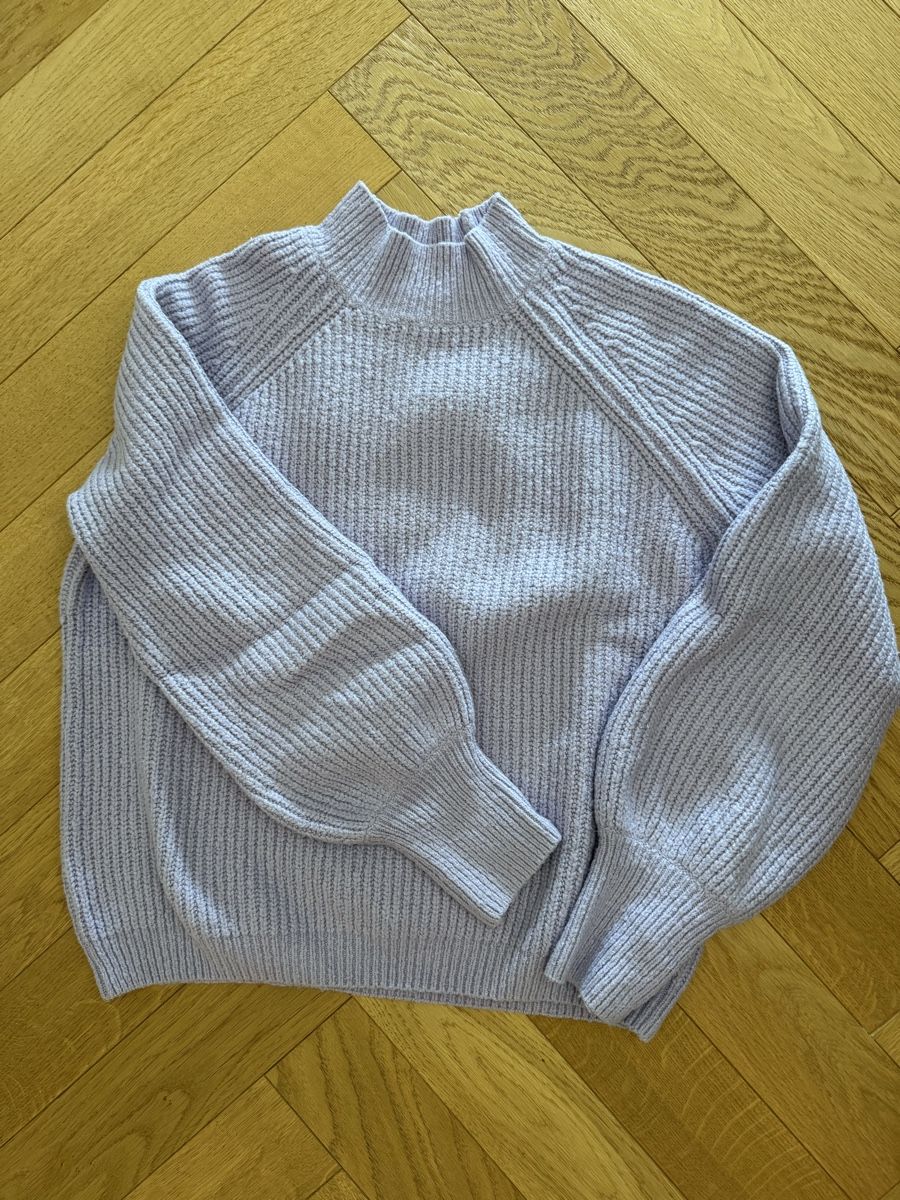 Pullover & Sweatshirts: Grobstrick Pullover Gr. S/M, Farbe Flieder – Gebraucht aus Zürich von afterglow27