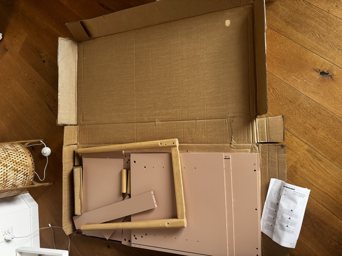 Schreibtische: Kinderpult – Neu und originalverpackt aus Ottikon b.Kemptth. von Fabiopiazzi 1