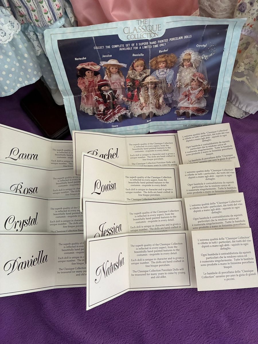 Bambole: Collections de poupée complète avec certificat et socles  – Usato da St-Légier-Chiésaz venduto da MarionMassard 1