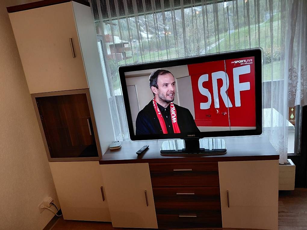 Conforama Armadi: Regal und 2 Schränke – Usato da Glattfelden venduto da daniel0303