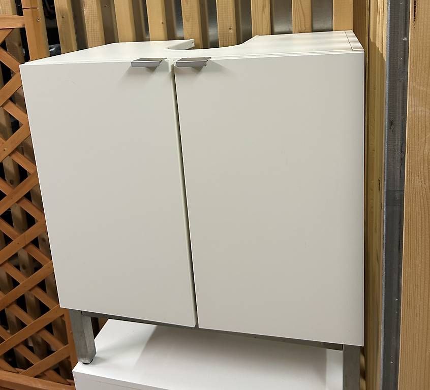 Mobili per bagno: Unterschrank Lavabo – Usato da Winterthur venduto da Calgory