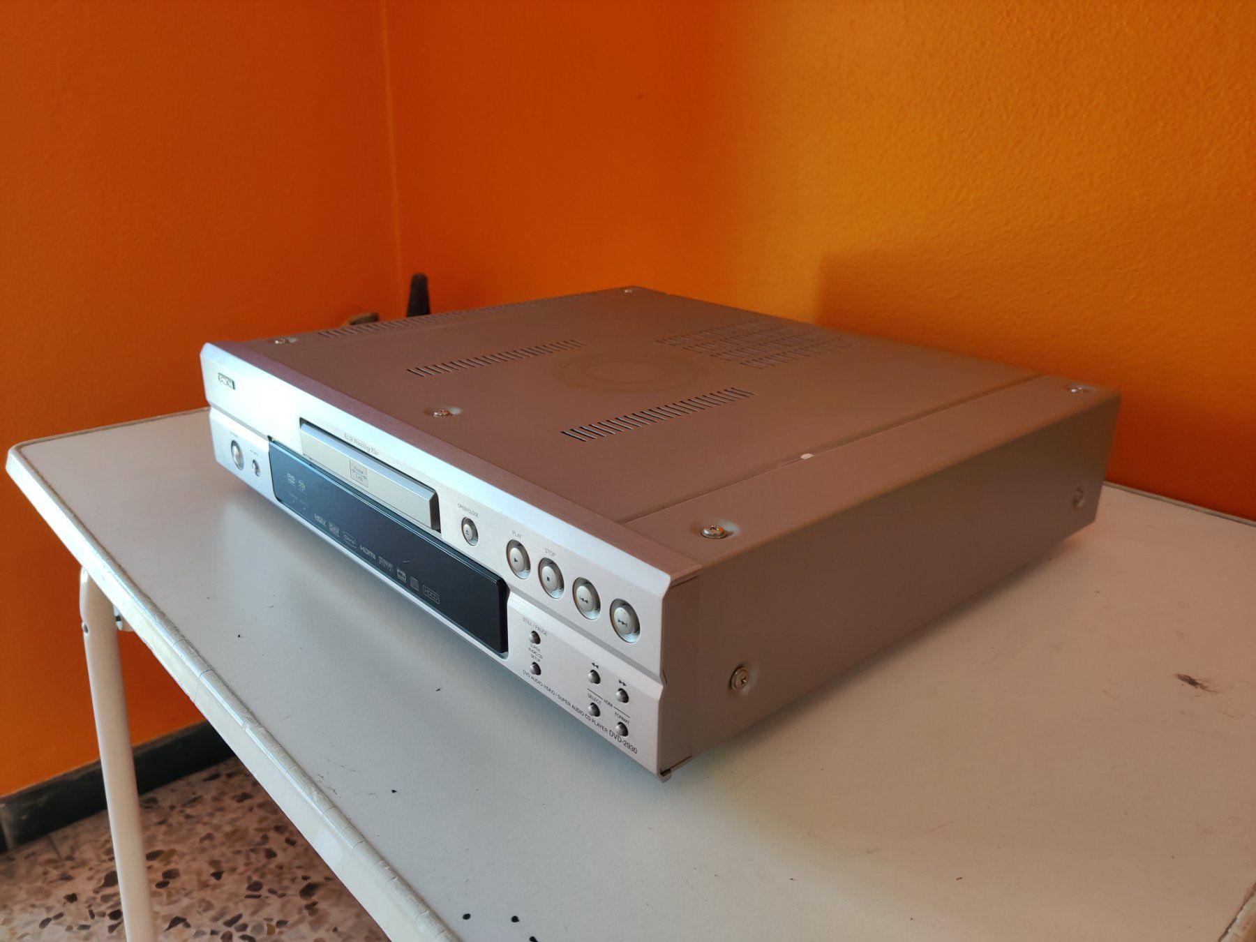 Denon Lettore multimediale & Streamer: DENON DVD-2930 DVD CD SACD Universal Player – Usato da Viganello venduto da XTECHSTOREX 3