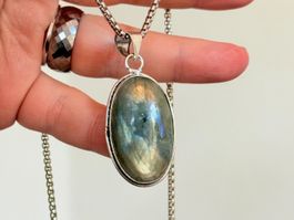 Collier Labradorite - Élégance Intemporelle