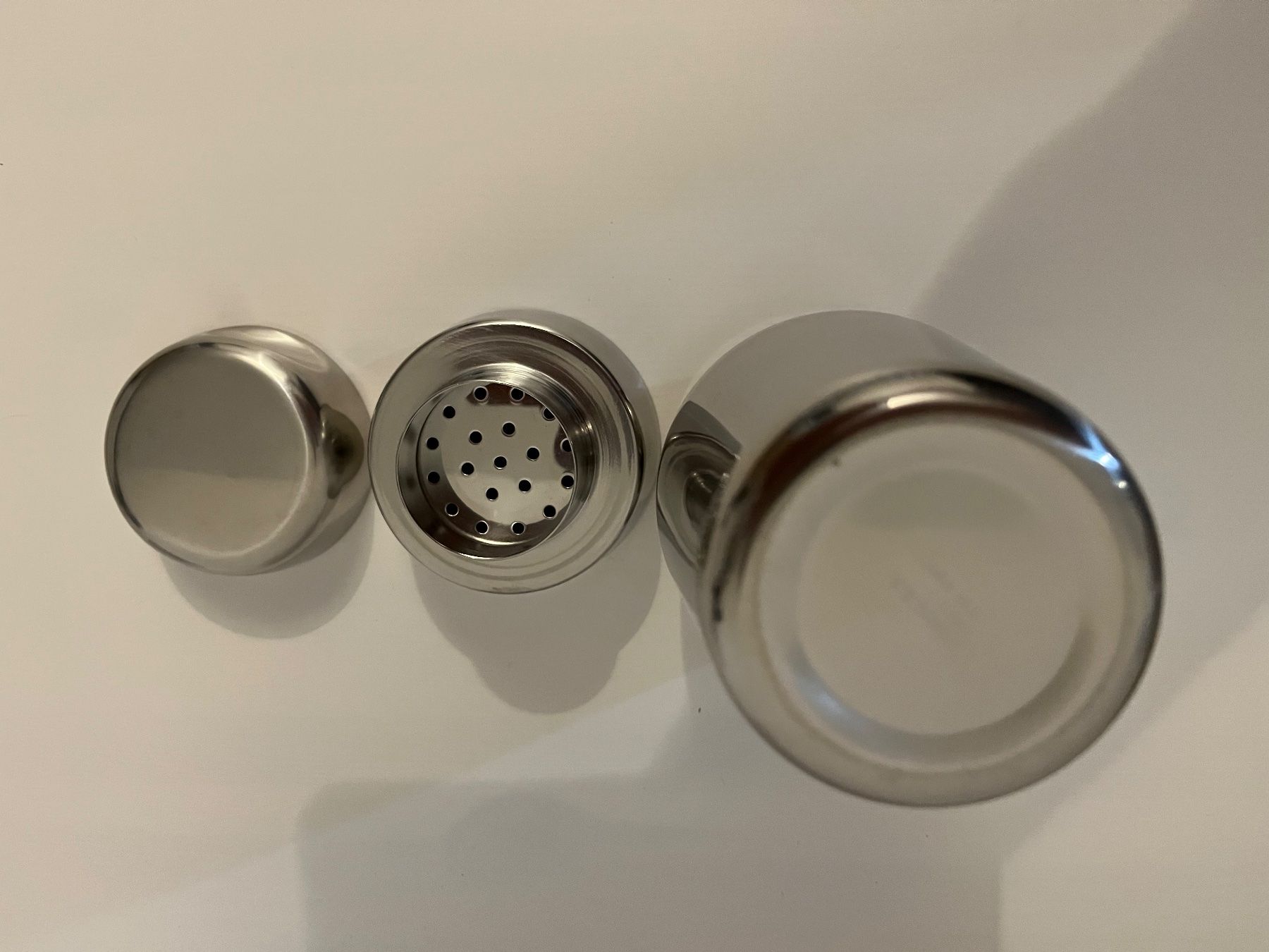 Alessi Behälter & Ähnliches: Alessi Cocktail Shaker – Gebraucht aus Brügg BE von Cinia 3