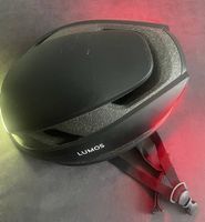 Lumos Fahrradhelm mit Blinker-Fernbedienung 