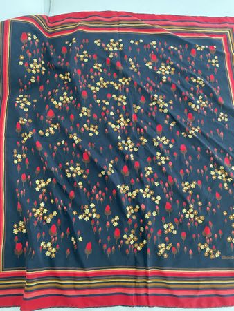 Foirio Seiden Foulard 🌸