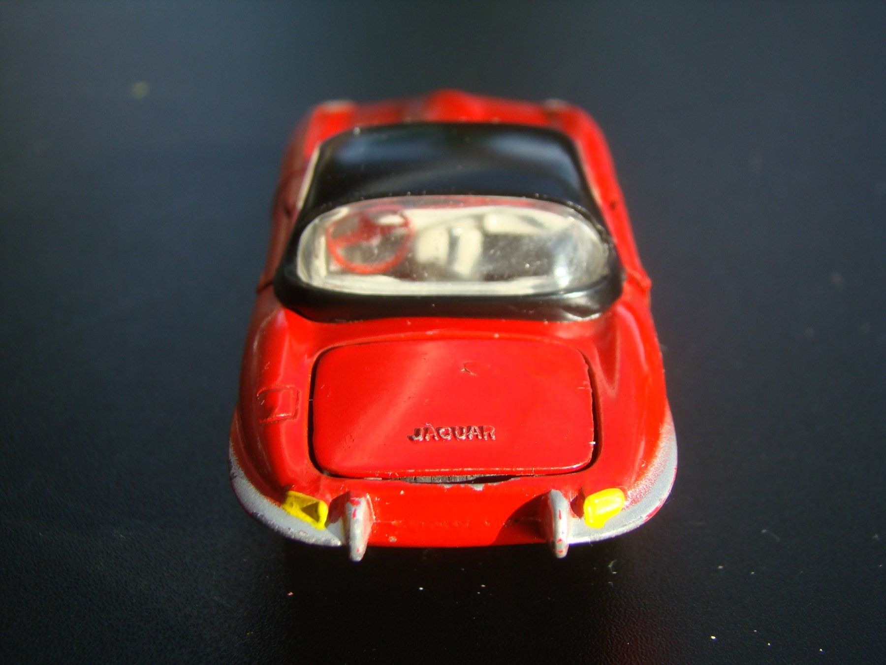 Dinky Toys Modellini d'auto: Kirk Tekno Jaguar Type E V12  rot schwarzes Verdeck rar – Usato da Walzenhausen venduto da Vanquish711 5