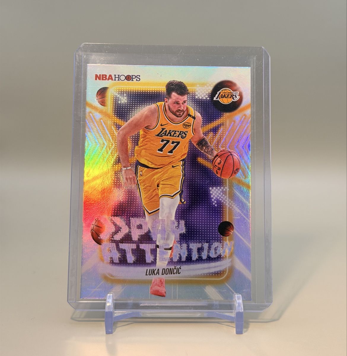 Topps Carte collezionabili: Luka Doncic Pay Attention, Topps Hoops 2025-26, NBA, Lakers – Nuovo (secondo la descrizione) da Allschwil venduto da lakerscollectorch