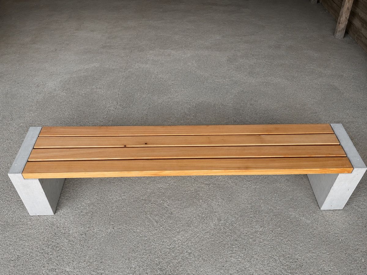 Bancs: Gartenbank  – Neuf avec emballage d'origine à Schüpfheim par piwich 1