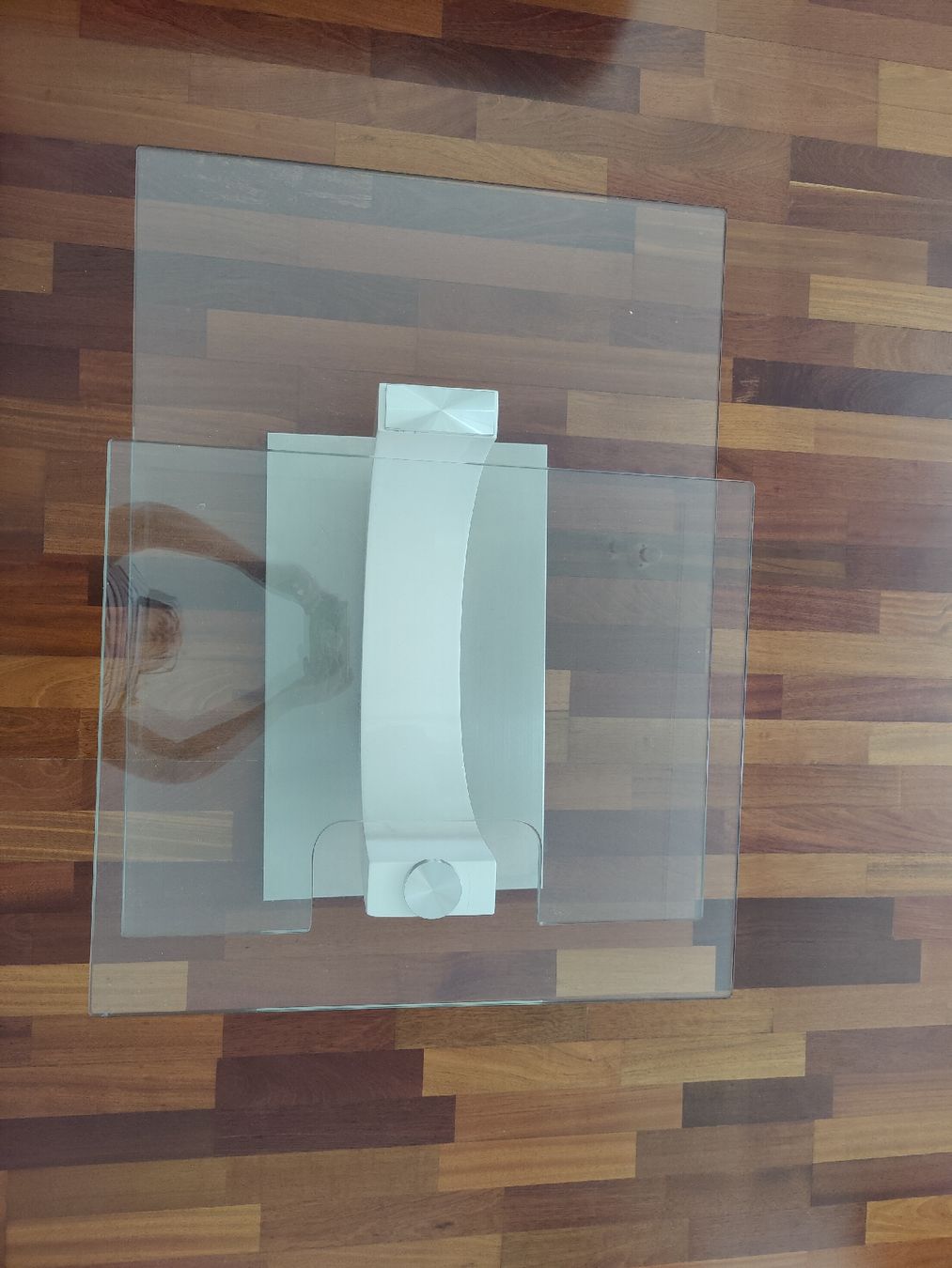 Tische: Wohnzimmertisch – Gebraucht aus Wetzikon ZH von mar_5xmy 5