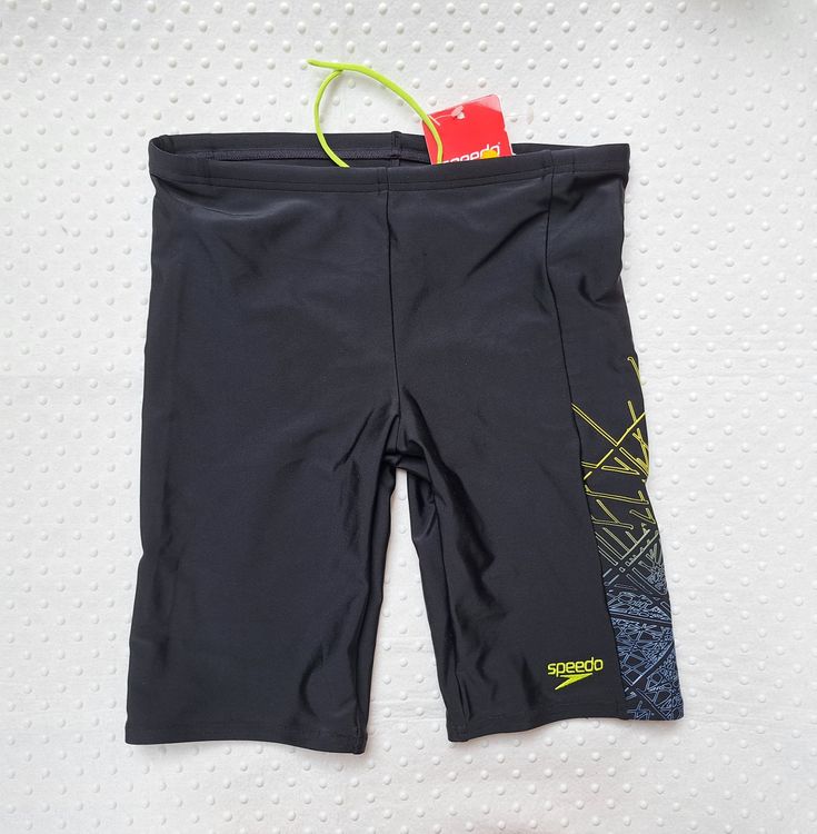 Speedo Costumi da bagno: Neu! Speedo Badeshorts schwarz Gr. 140 – Nuovo (secondo la descrizione) da Gysenstein venduto da joshuas81