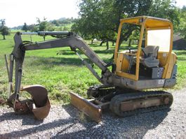 Bagger Volvo EC 25