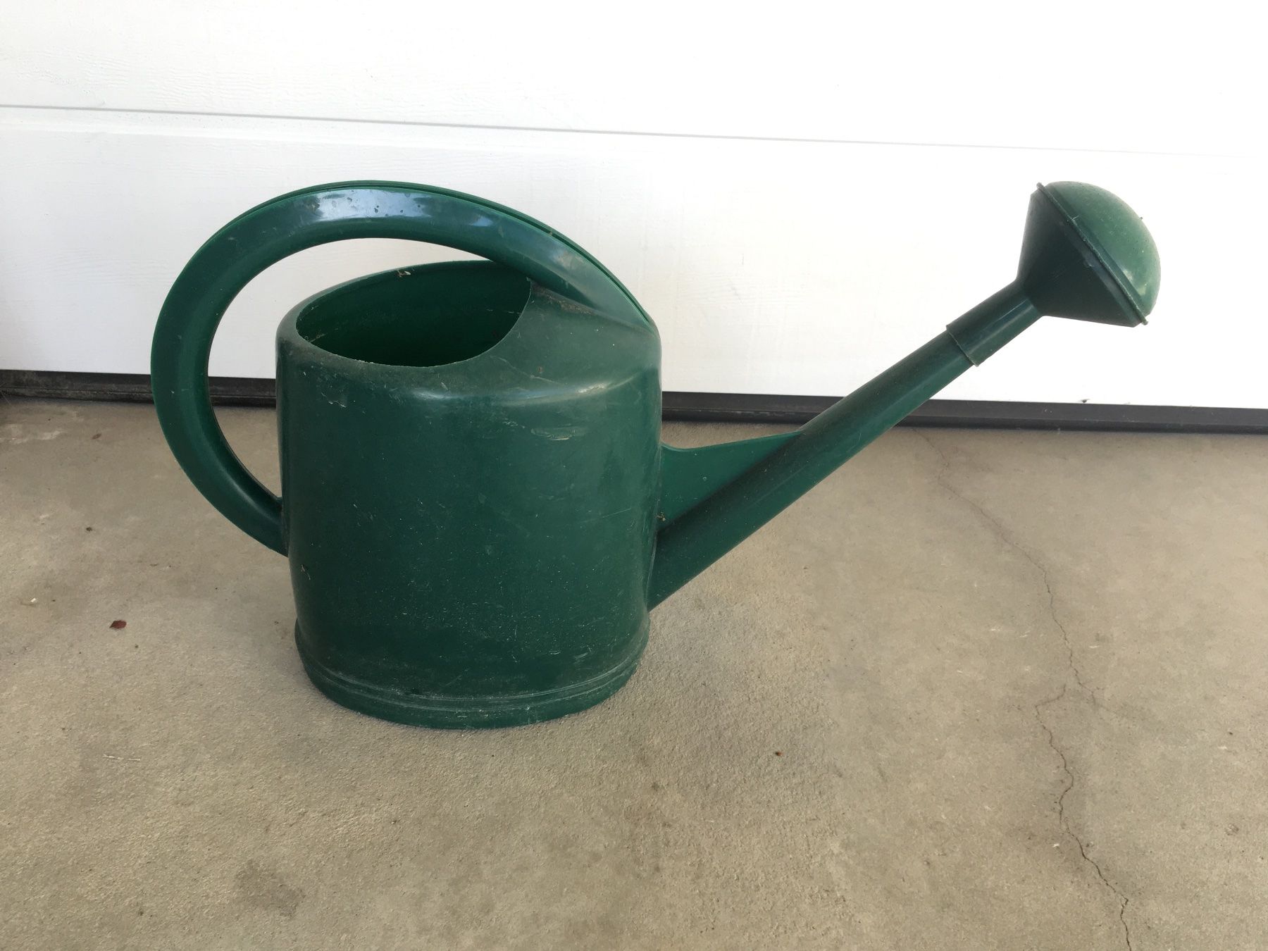 Bewässern & Giessen: Giesskanne 10 Liter Kunststoff – Gebraucht aus Hägglingen von  1