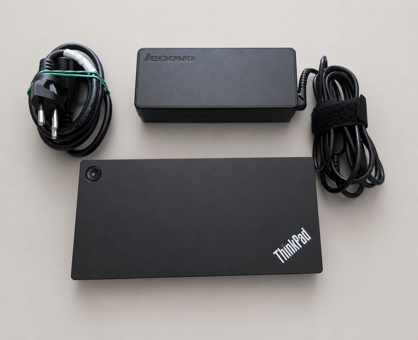 Lenovo Docking station: Lenovo ThinkPad USB-C Dock 40A9 inkl. Netzteil & Kabel – Usato da Dielsdorf venduto da Dnaloria 2