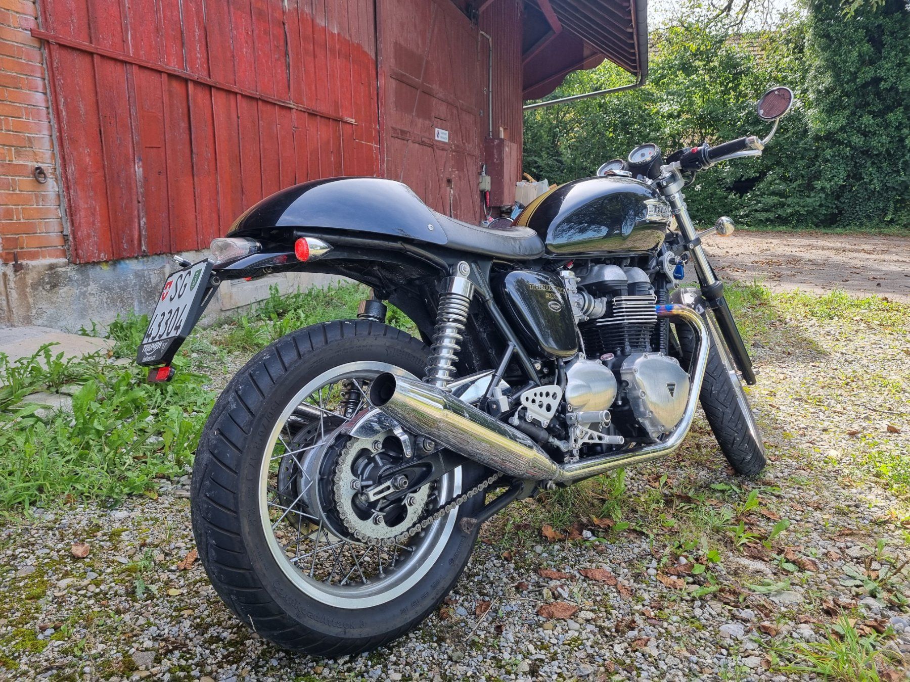 Triumph Strada: Triumph Thruxton 900 – Usato da St. Gallen venduto da Shokoloko 3
