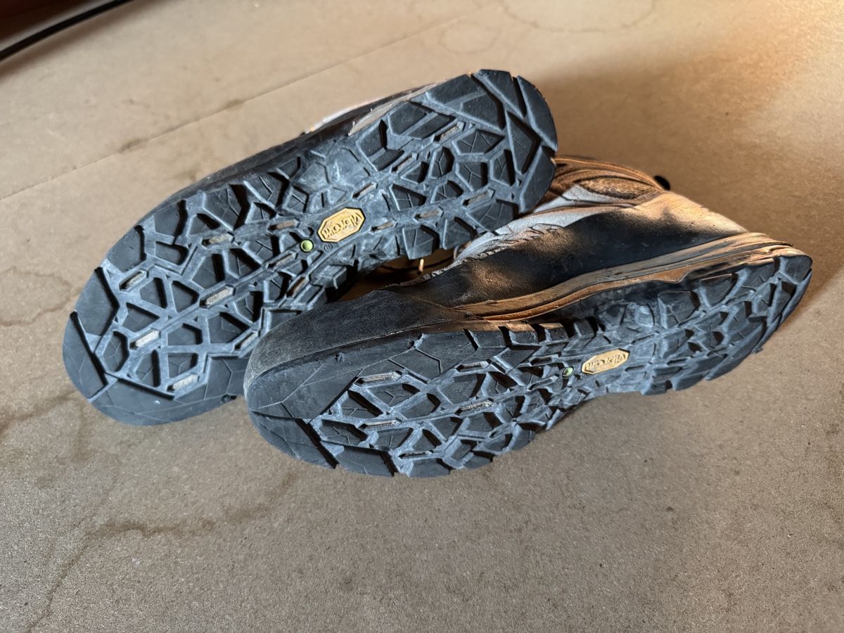 Montura Herrenschuhe: Wanderschuhe Montura Grösse 45 gebraucht – Gebraucht aus Zürich von smo_886d 1