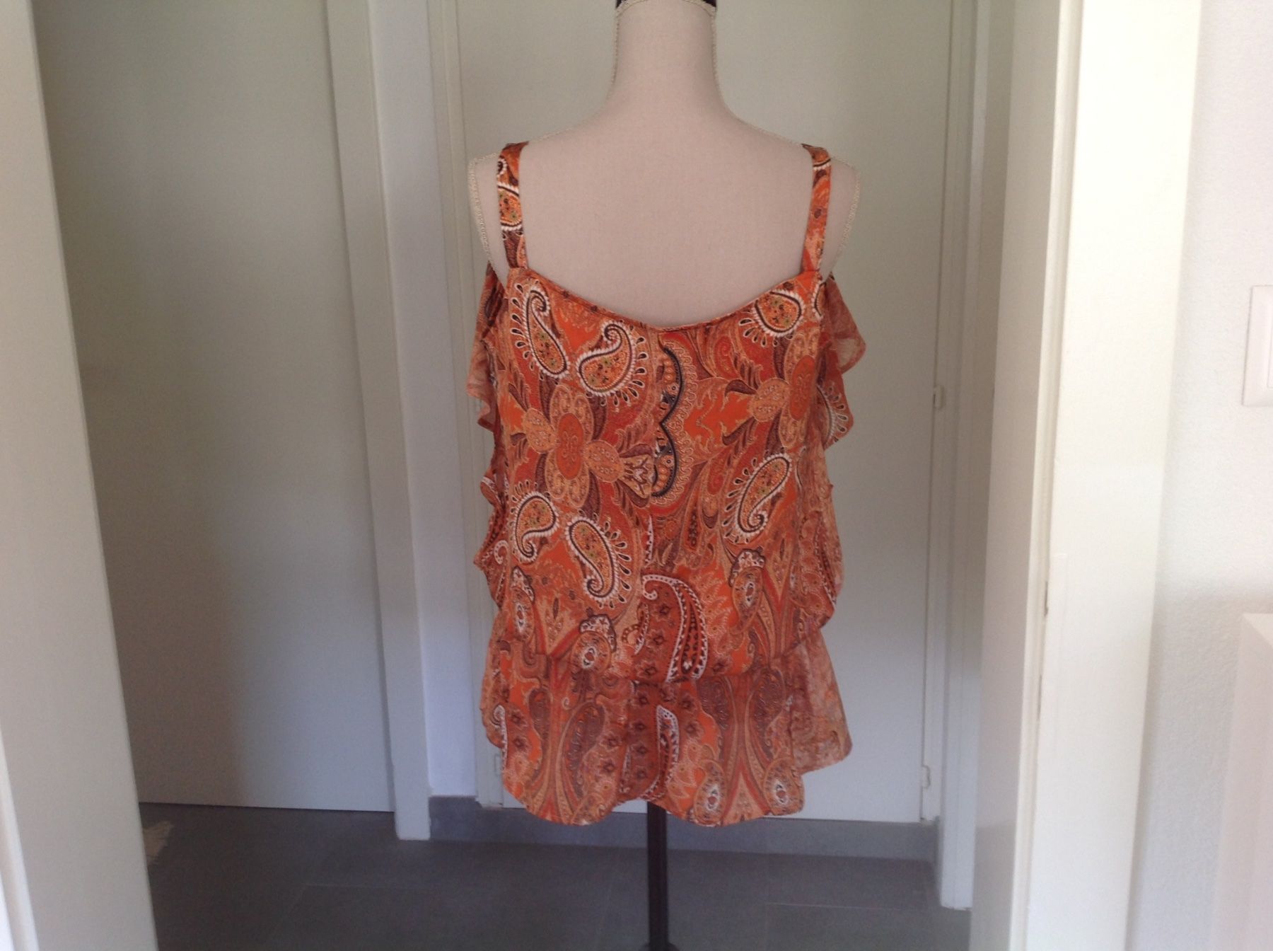 Top: Fiorella Rubino - Top - 44 – Usato da Sion venduto da accroshoes 3