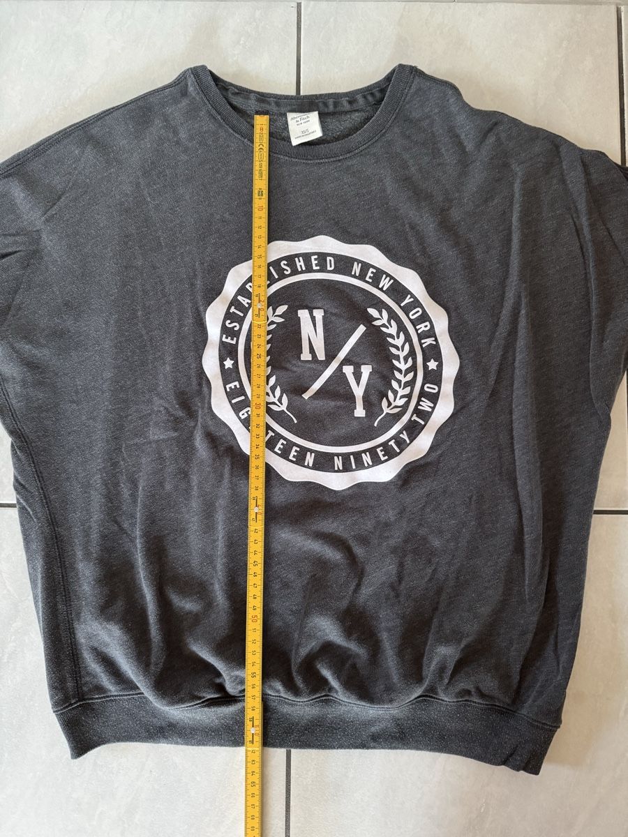 Abercrombie Maglioni & Felpe: Abercrombie & Fitch Sweatshirt – Usato da Hergiswil NW venduto da kaufe_bei_kaufmann 1