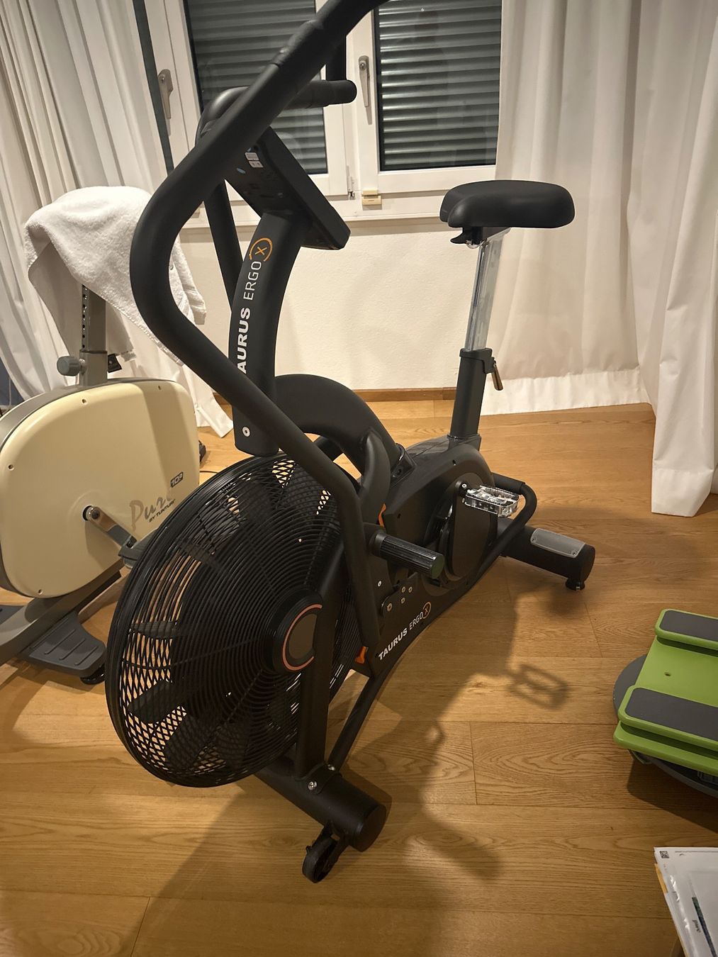 Taurus Hometrainer: Taurus Airbike Ergometer – Usato da Aesch ZH venduto da Shoper1 5