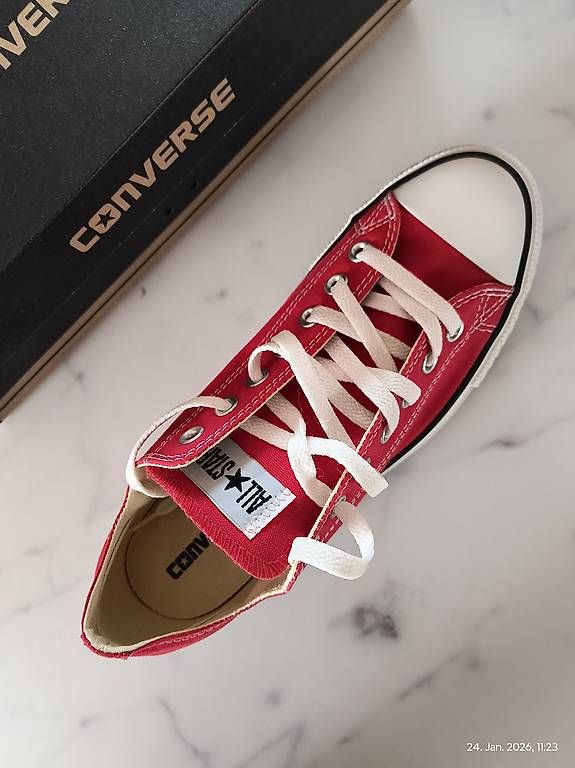 Chaussures hommes: Converse CT White Red Swiss style Grösse 43 – D'occasion à Thun par SaleLion3000 2