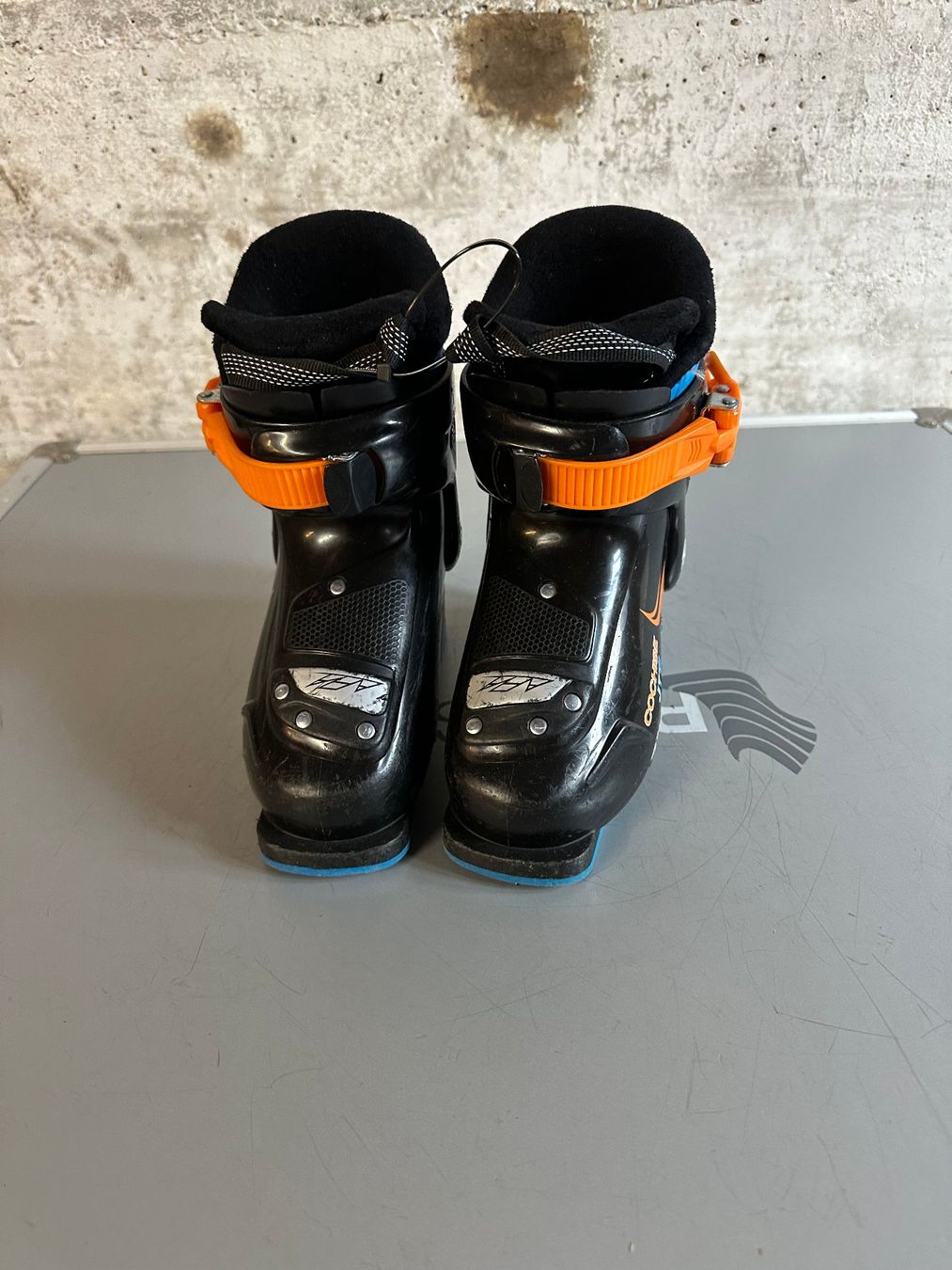 Tecnica Scarpe per ragazzi: Tecnica Skischuhe 16.5 / Gr. 27 – Usato da Emmenbrücke venduto da karkarkar 1