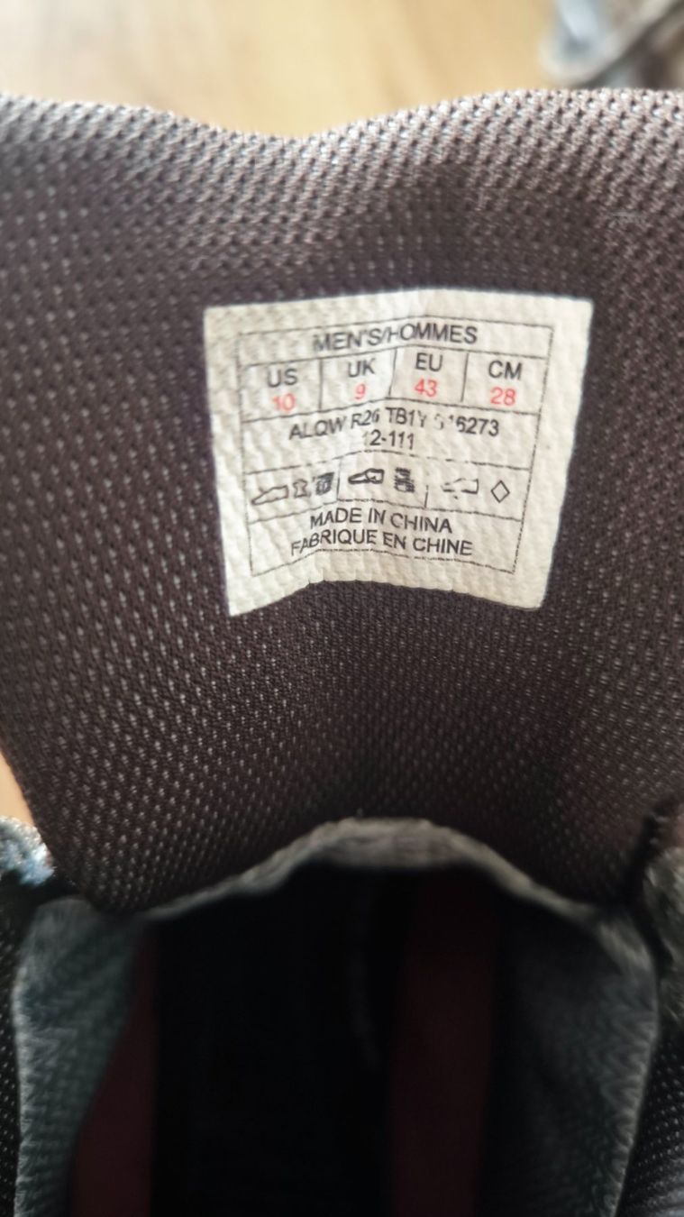 North Face Scarpe da uomo: North Face Goretex Wanderschuhe 43 – Usato da Ebikon venduto da brombomboli 2