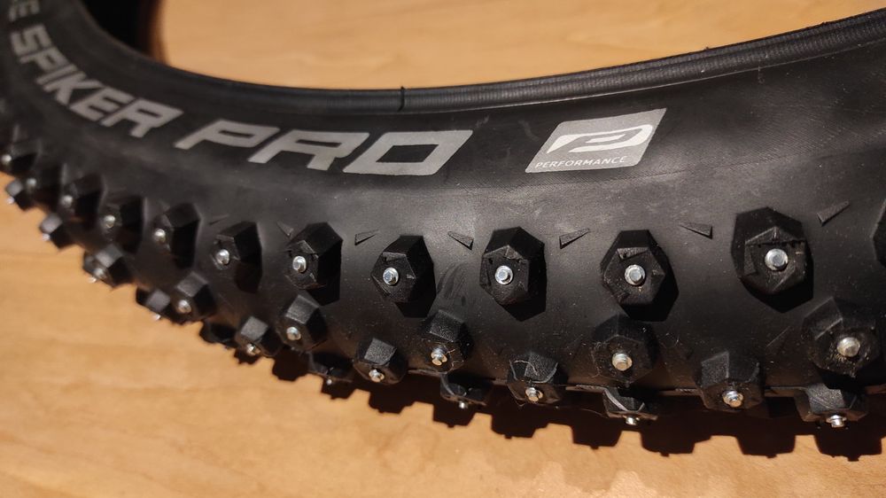 Schwalbe ice deals spiker pro 29