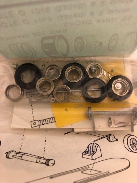 Ferrari Modellini d'auto: FDS-Kit Ferrari – Nuovo (secondo la descrizione) da Muttenz venduto da Gucci2005 4