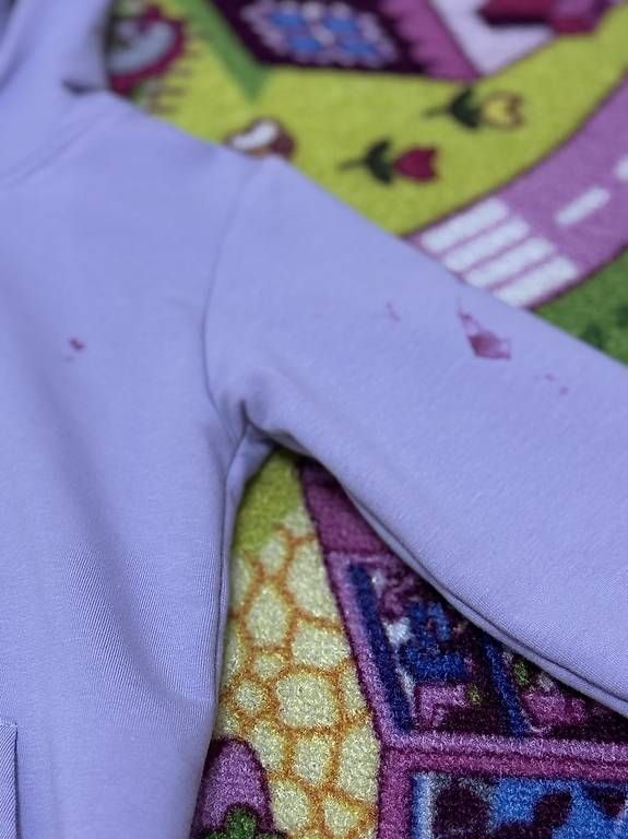 Nike Kleiderpakete & -sets: Nike Trainingsanzug, Set, lila, 98-104 – Gebraucht aus Wilen b. Wil von carpediem25 1