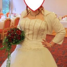 Kleider: Hochzeitskleid Gr. 44/46 – Gebraucht aus Seltisberg von SireniaLacrima
