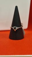Schöner Silberring mit schwarzem Stein, Grösse 18 mm💍