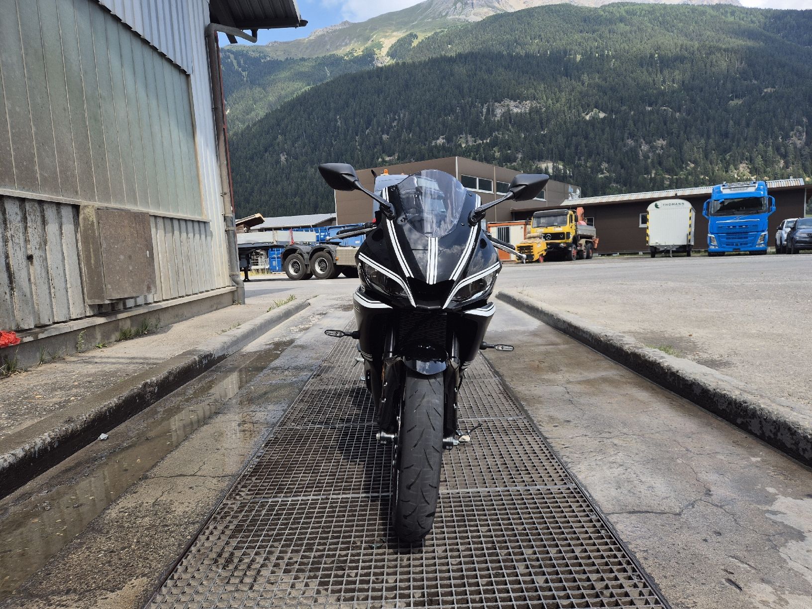 Yamaha Strada: Yamaha YZF R3 – Usato da Savognin venduto da Mic_web6 6