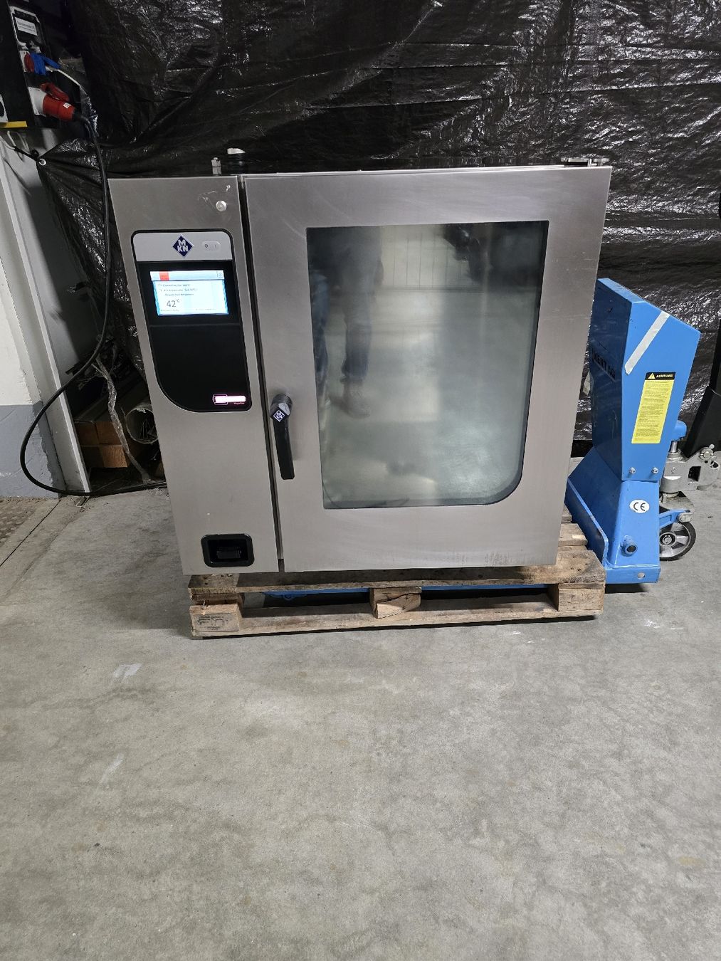 Forni: MKN FlexiCombi MagicPilot - Der Profi-Ofen – Usato da Emmen venduto da eje_gyj7