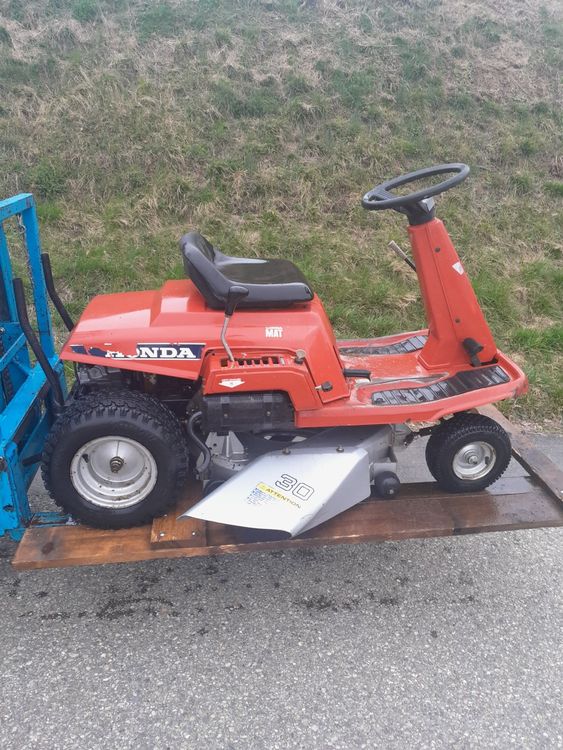 Tracteur, tondeuse, Rasentraktor Honda HTR 3009. (Defekt) in Cuarny für ...