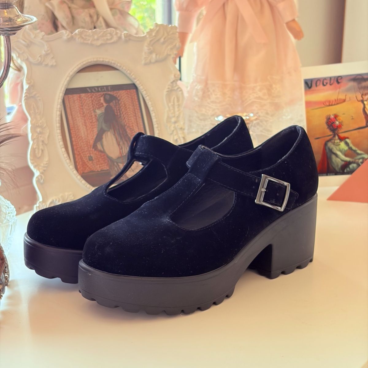 Scarpe da donna: Koi Chunky Platform Mary Jane EU 39 – Nuovo (secondo la descrizione) da Edlibach venduto da Anyteaparty 2