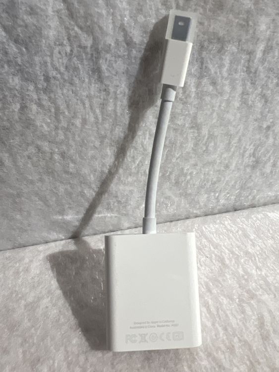 Apple Lecteurs & Adaptateurs: Original Apple Adapter Mini DisplayPort auf VGA - Top Zustan – D'occasion à Rotkreuz par perlengott 3
