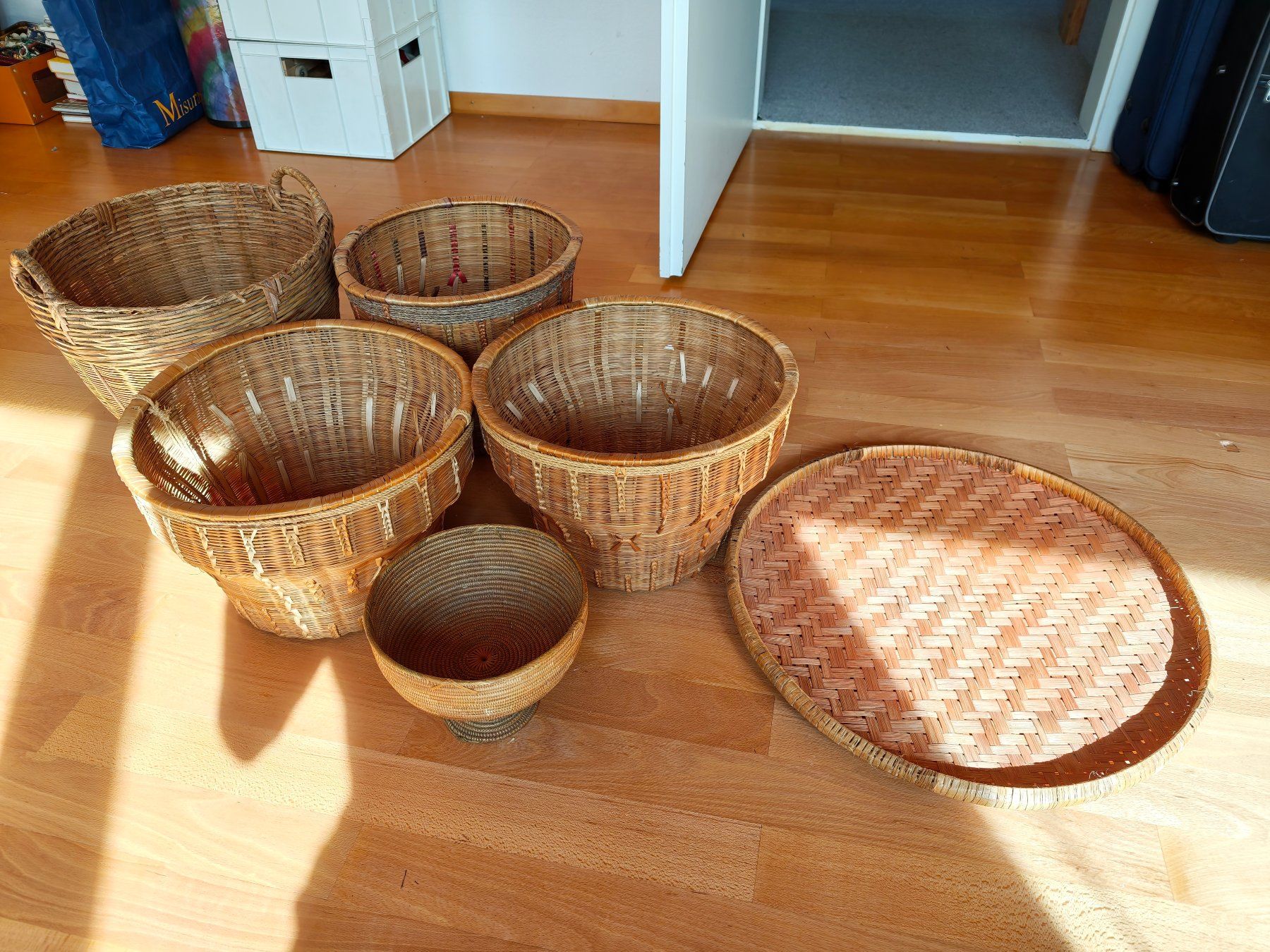 Autres articles pour la maison: Schöne Geflecht Körbe – D'occasion à Winterthur par Jeremiasschawalder
