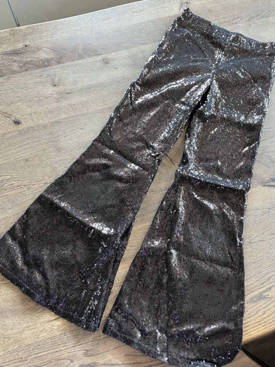 H&M Pantalons: Discohose für Mädchen von H&M – D'occasion à Rosshäusern par Travellerz